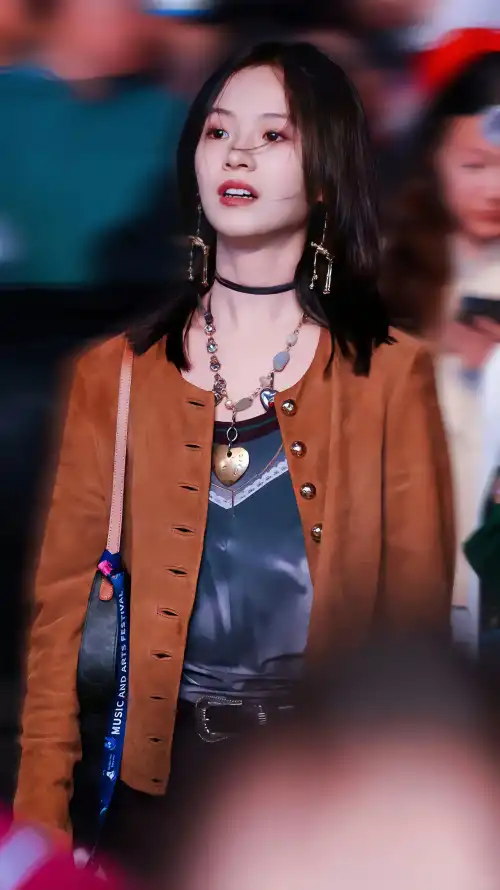 黄网站色成年片大免费高清_欧洲美女黑人粗硬暴交了人_免费的av网站在线观看国产精品